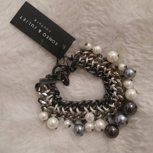 Romeo & Juliet Couture Bracelet - Picture 6 of 8